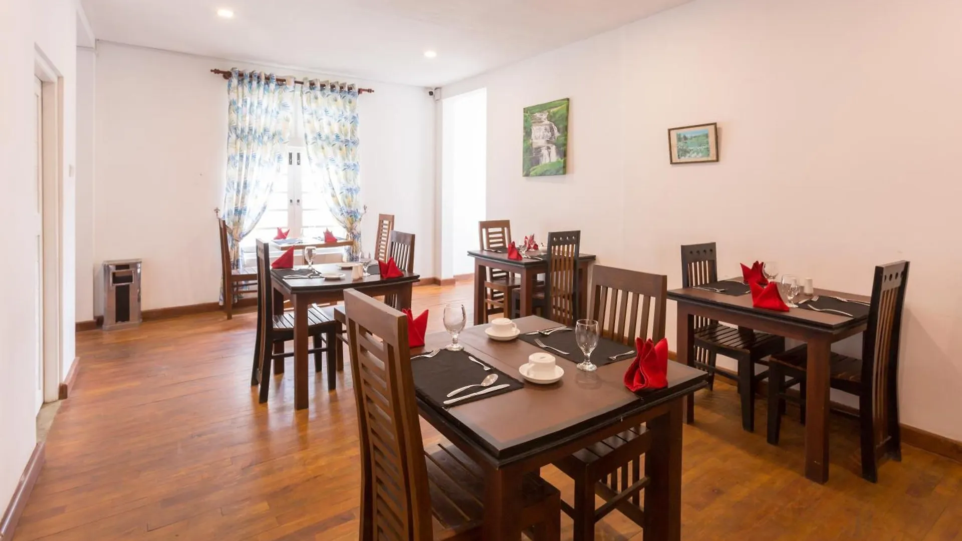 Lilys Nuwaraeliya Hotel Nuwara Eliya
