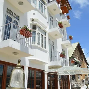 Royal Hills *** Nuwara Eliya